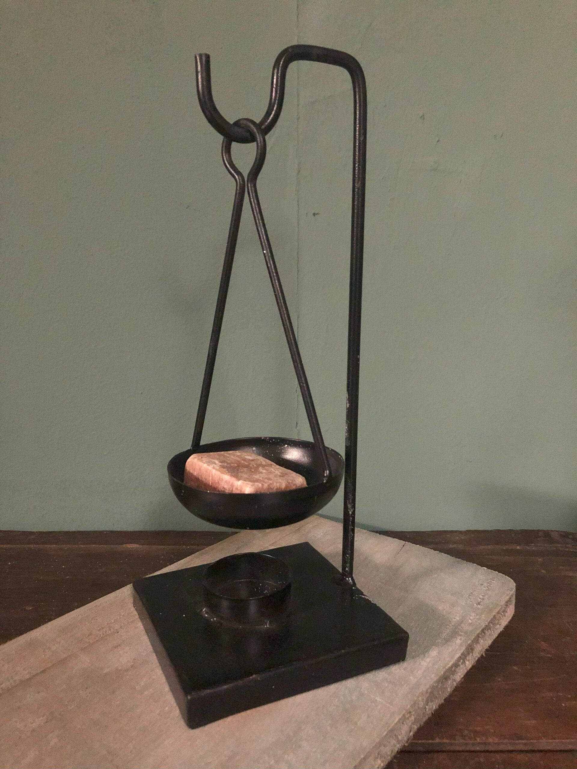 iron candle stand